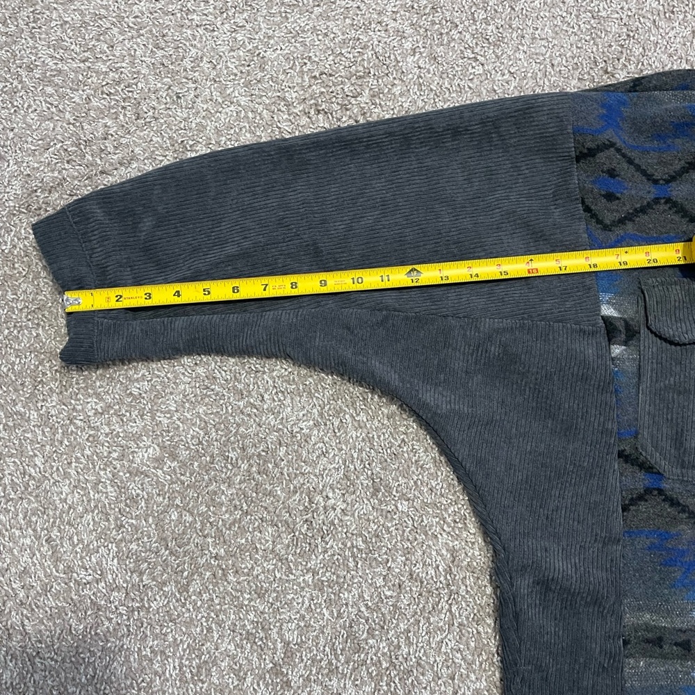 NWOT flannel - Picture 7 of 7